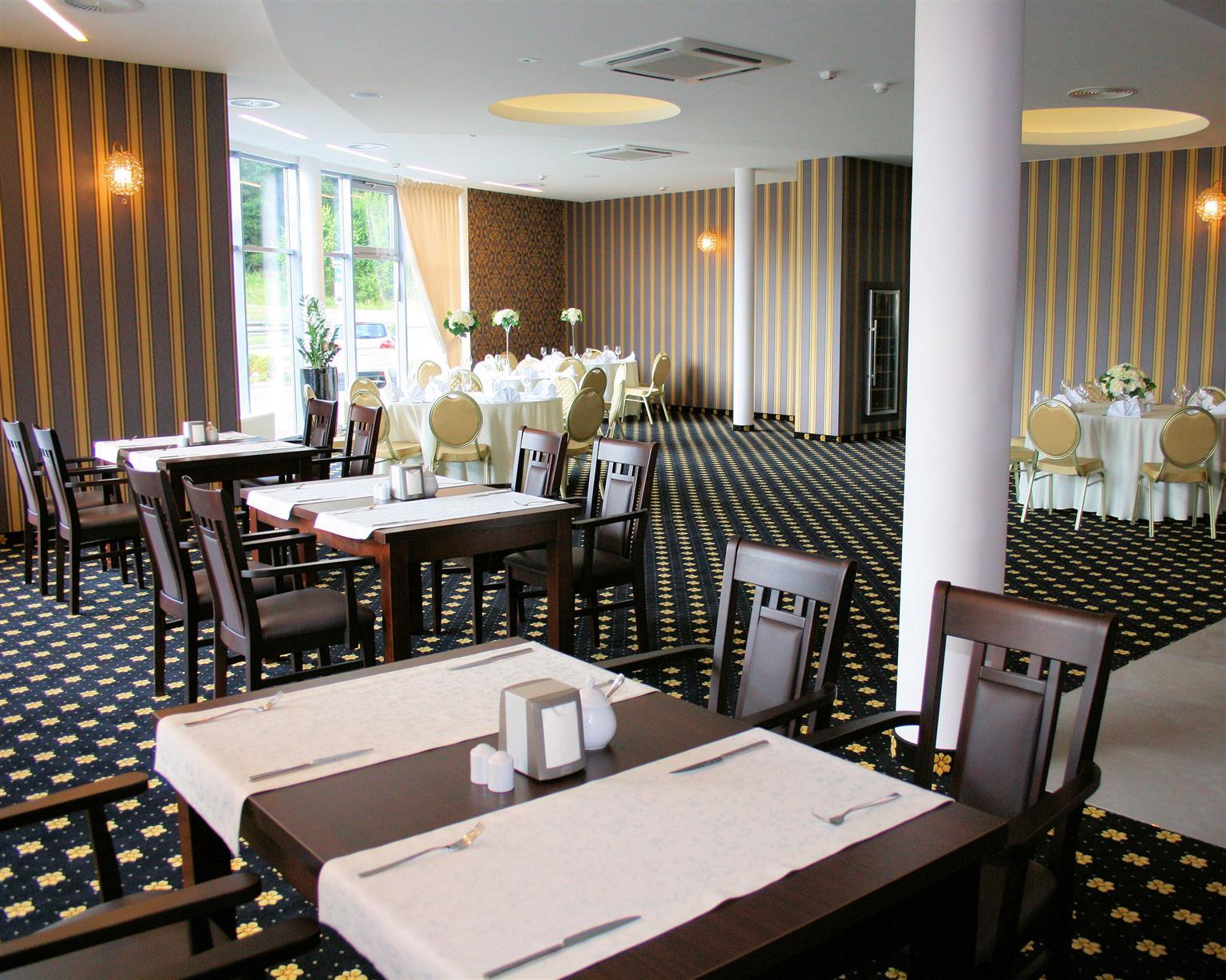 Hotel Business Faltom Gdynia Rumia Exterior photo