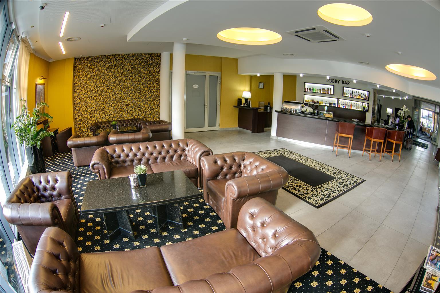 Hotel Business Faltom Gdynia Rumia Exterior photo